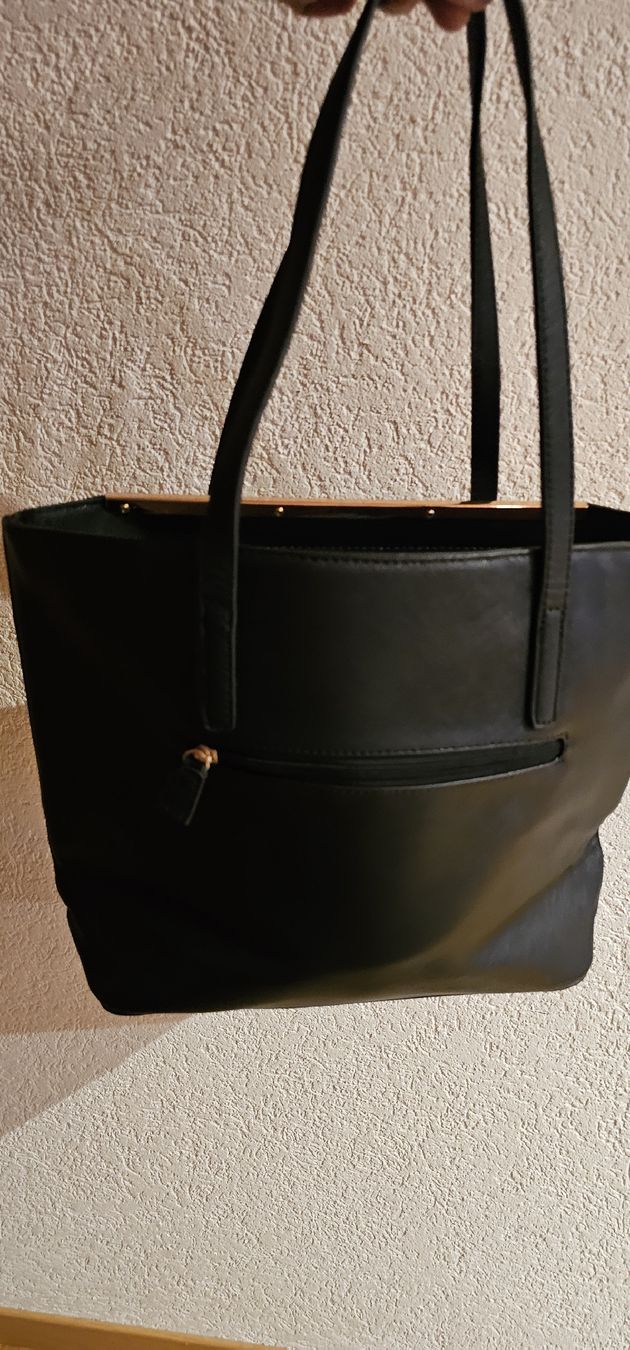 David Jones Taschen für Damen: David Jones Handtasche schwarz Gold – Gebraucht aus Ferden von jemyce