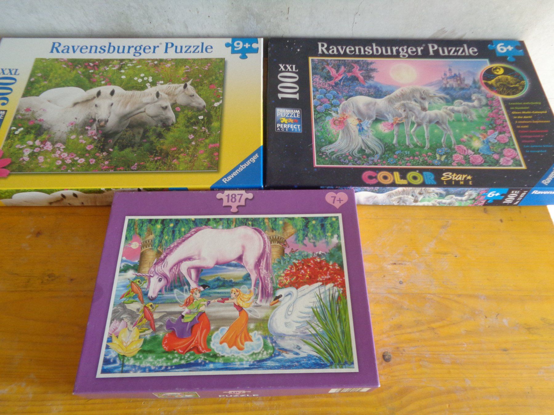 Ravensburger Puzzle: Ravensburger Puzzle Set: Pferde, Einhorn - 3 Puzzles! – Usato da Niederhasli venduto da Gamefreek1989