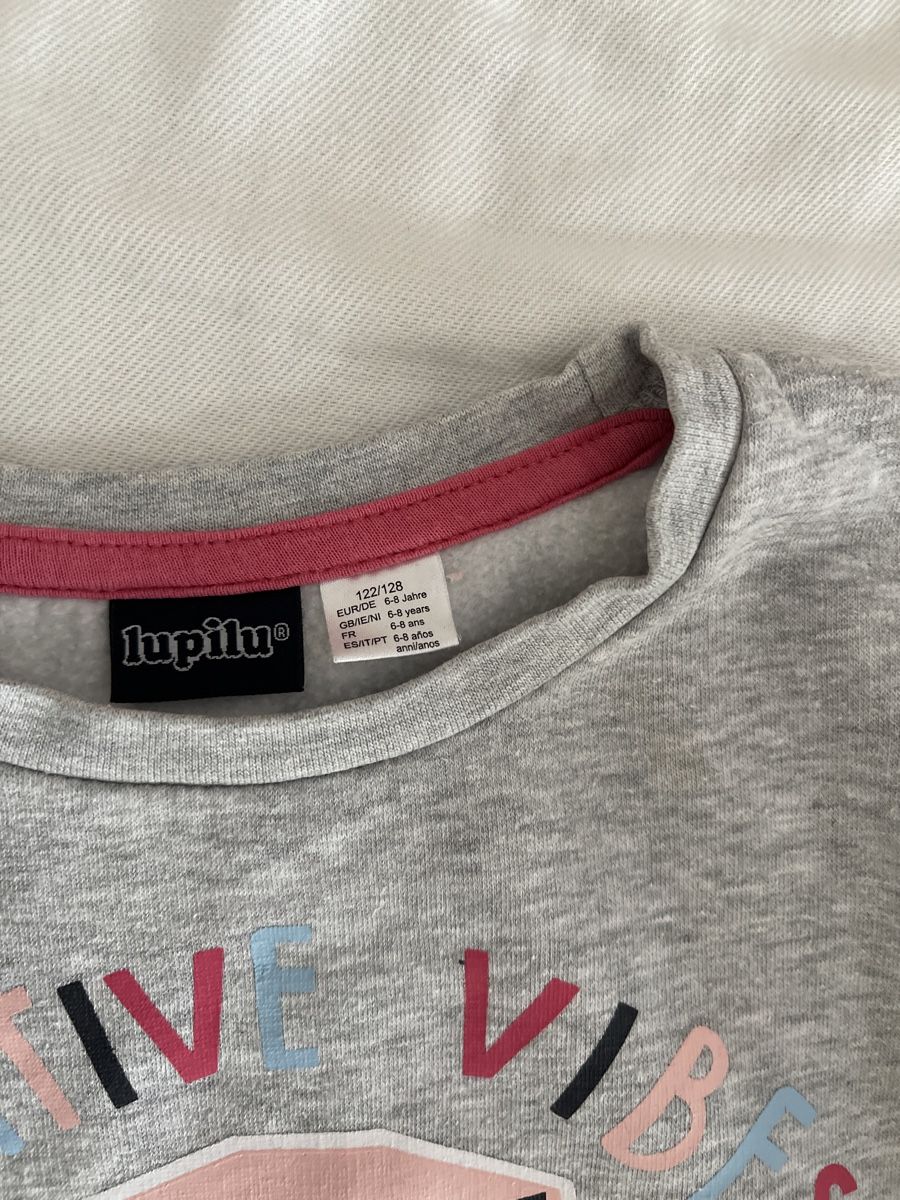Maglioni & Felpe: Pull fille 6 ans – Usato da MARLY venduto da AISLEE 1