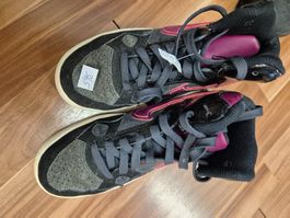 Nike Sneaker gefüttert, Grösse 36.5 B12