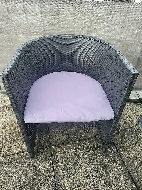 Set di tavolo e panche: Poly Rattan Tisch set Marmorsockel schwarz – Usato da Brunnen venduto da JJaime 4