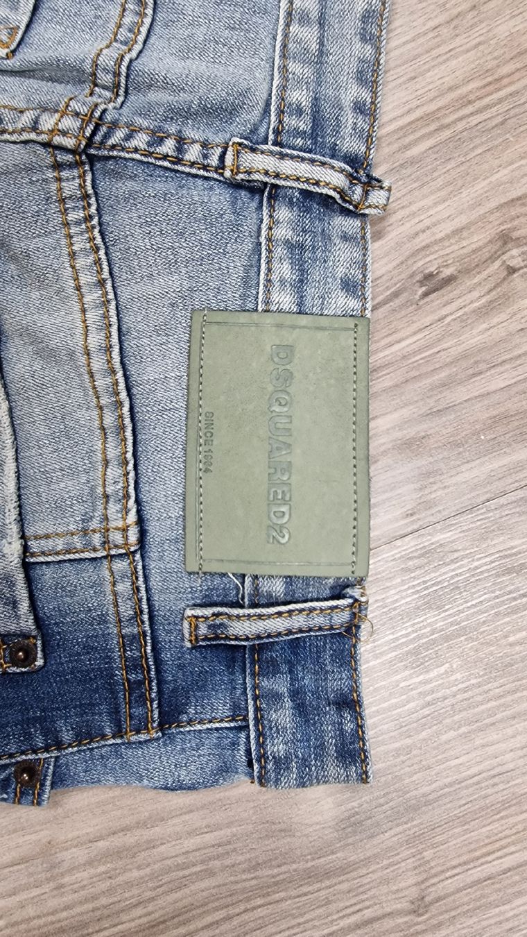 Jeans: Dsquared2 Jeans, Top Zustand, stylisch! – Nuovo (secondo la descrizione) da Dübendorf venduto da baldi4545 1