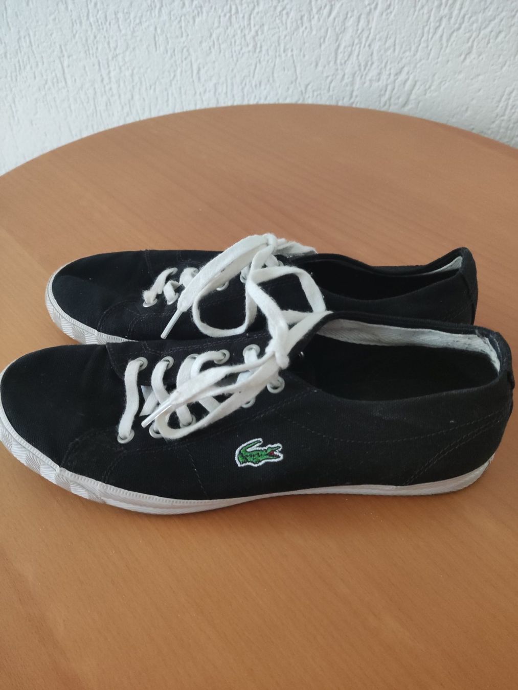 Lacoste Scarpe da donna: Schuhe la coste 37 schwarz – Usato da Münchenbuchsee venduto da Cori1968 1