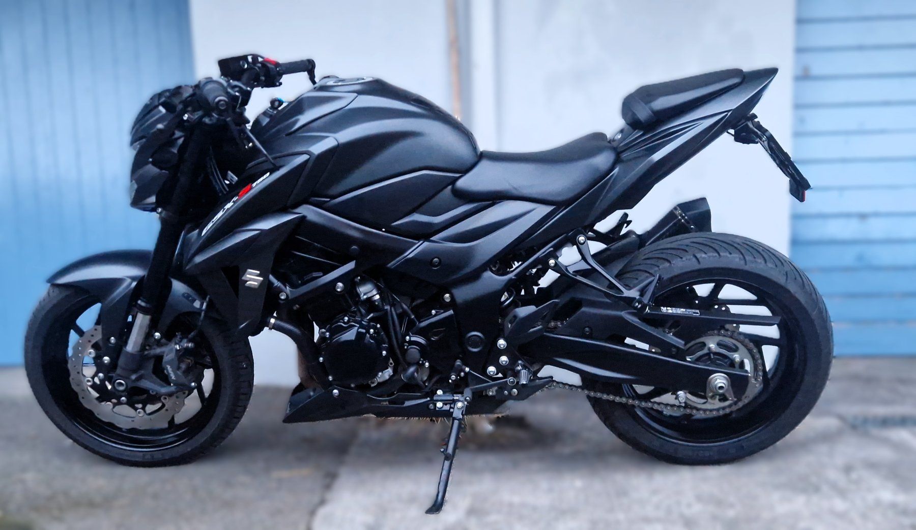 Suzuki Strada: Suzuki GSX S 750 – Usato da Dietikon venduto da nic_7slq