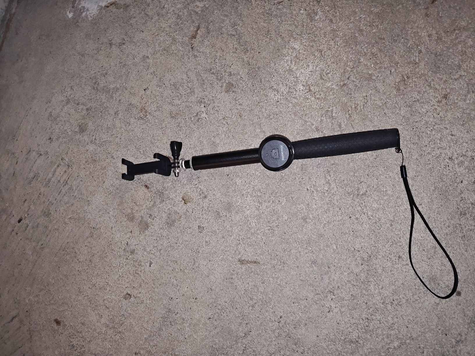Staffe: Selfiestick von Lidl – Nuovo (secondo la descrizione) da Bremgarten b. Bern venduto da lei_79q7
