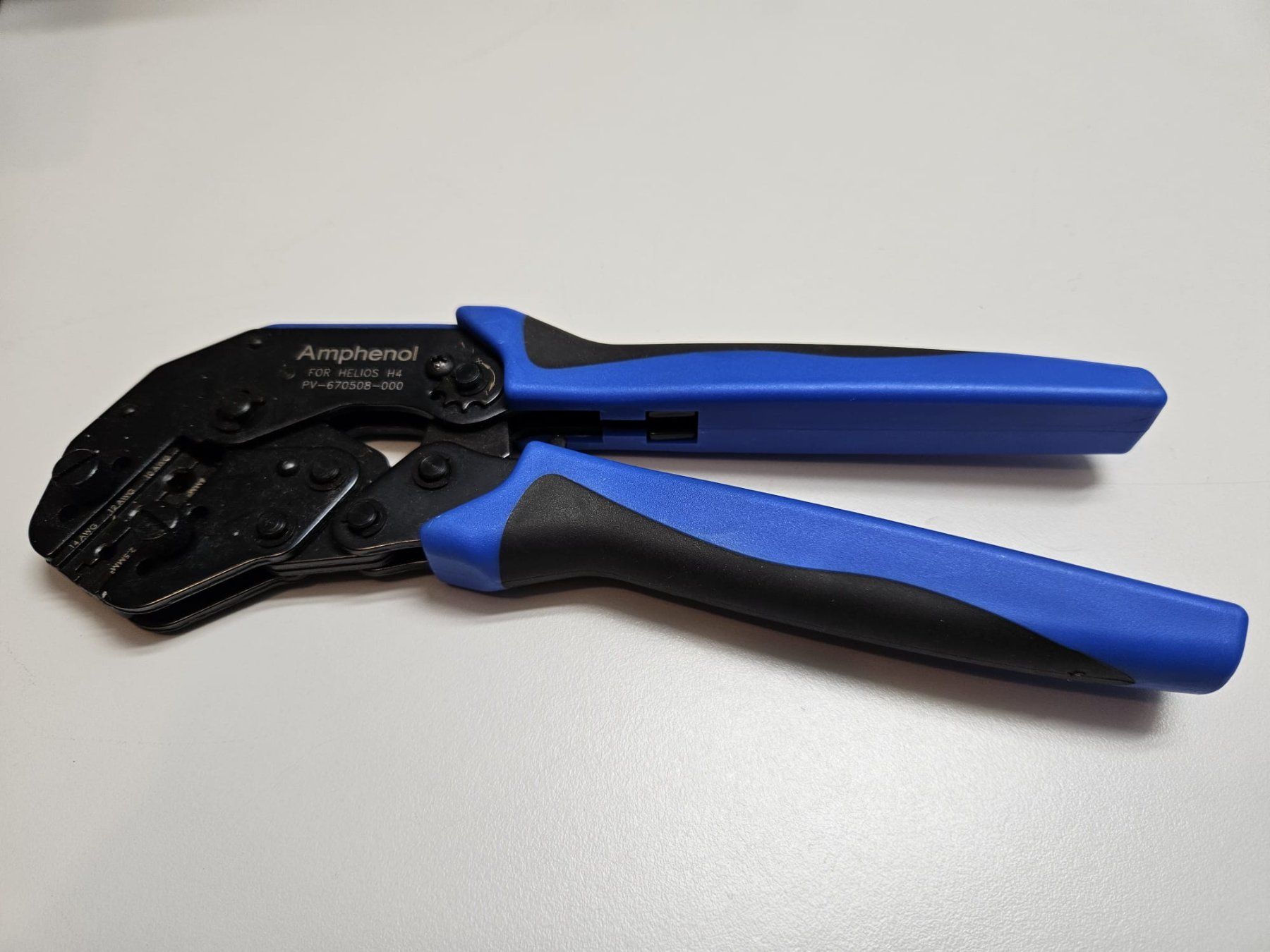 Tutti gli attrezzi: Crimpzange SOLAR H4 HELIOS CRIMP TOOL – Usato da Genestrerio venduto da GIDI02