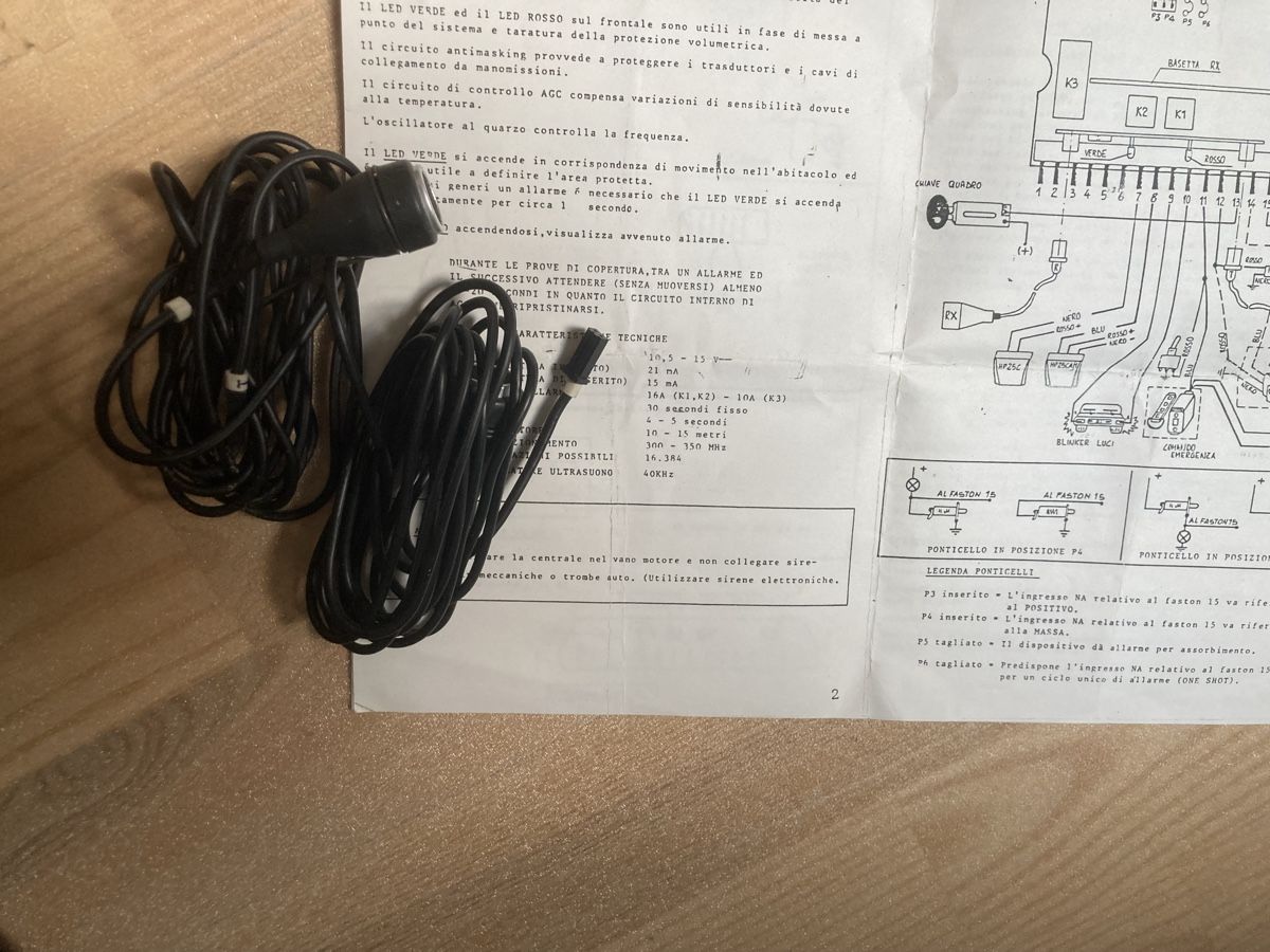 Sistemi d'allarme: Alarme system pour voiture – Usato da Penthalaz venduto da salvodj 1