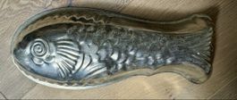 Alte Backform FISCH Weissblech 30 cm