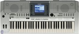 Yamaha PSR s700