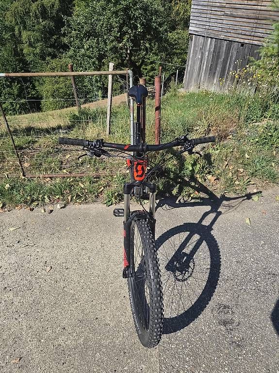 Biciclette: Scott Genius 750  – Usato da Schüpfheim venduto da Wibe 3