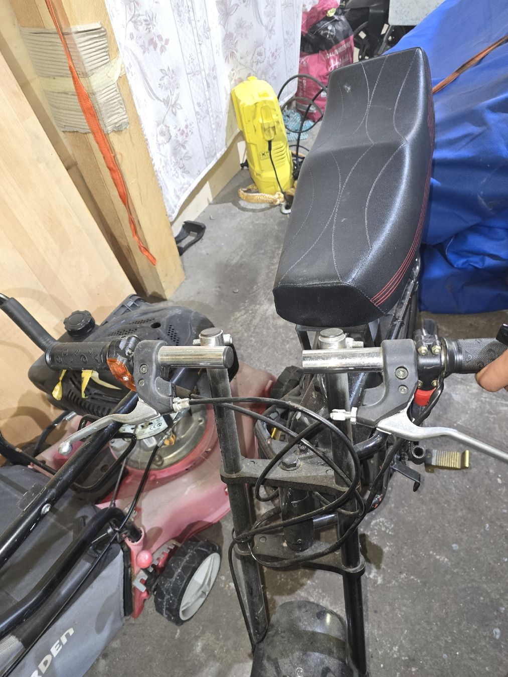 Sonstige: Mini Moto custom con motore 4 tempi, stato usato – Gebraucht aus Biasca von ana_wqf5 2