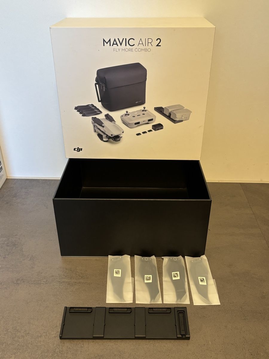 Sonstige Dekorationen & Accessoires: Empty Box DJI Mavic Air 2 Fly More Combo Drone Used – Gebraucht aus Rüschlikon von ArnaudEichenberger