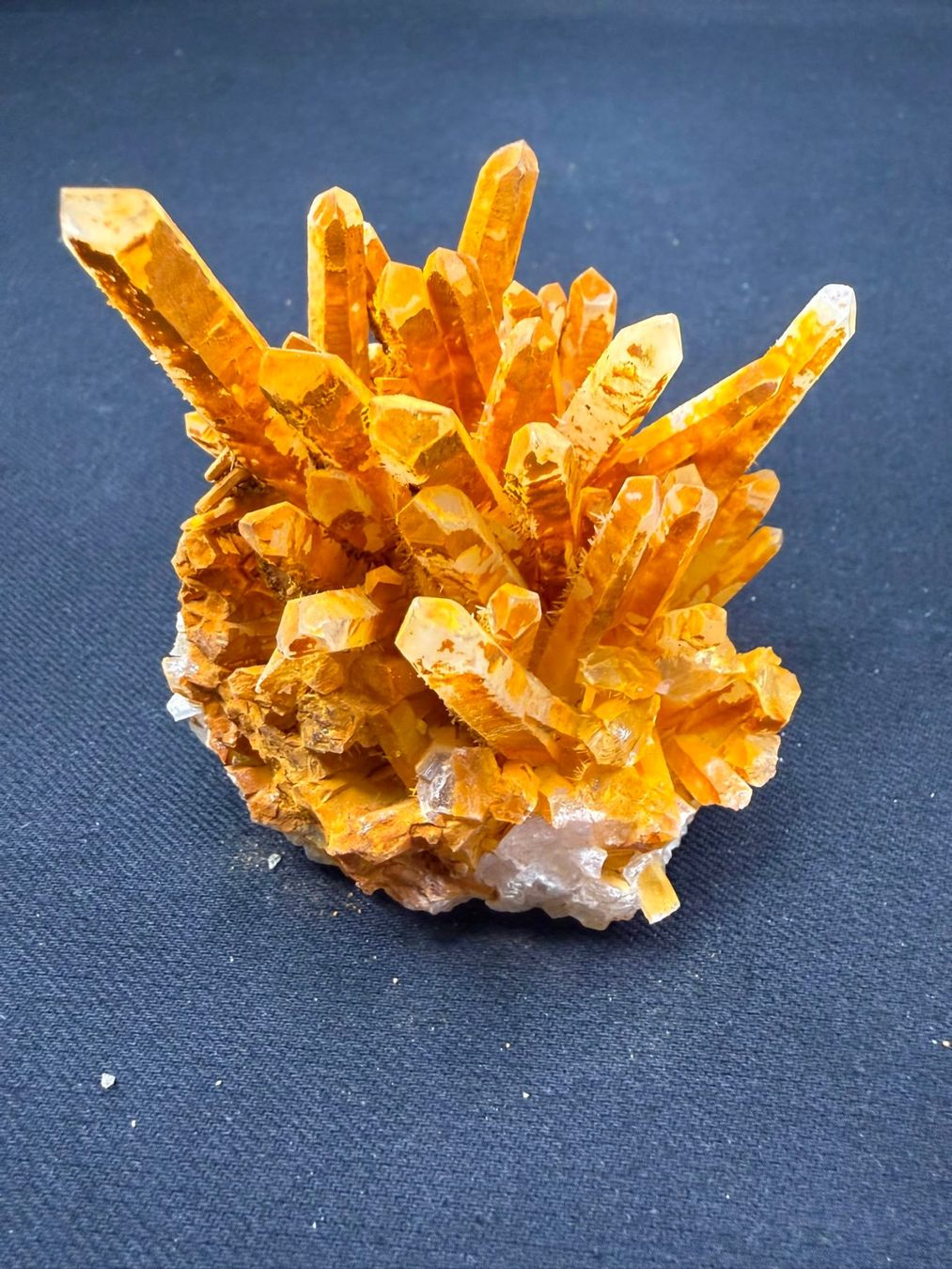 Minéraux & Lithothérapie: Quarz mit Limmonit Überzug – D'occasion à Schinznach Bad par Demerald 3