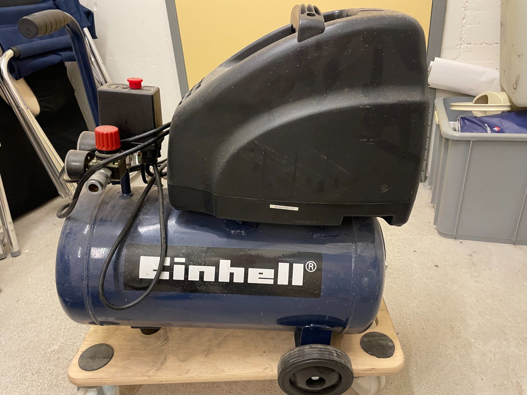 Einhell Kompressoren: Luftkompressor von Einhell – Gebraucht aus Bubendorf von Stine61