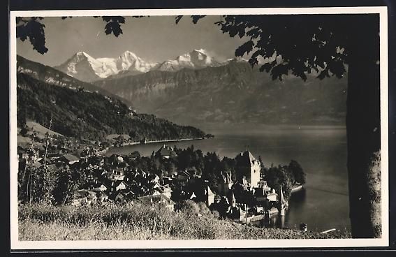Cartoline postali: Oberhofen am Thunersee, Ortsansicht aus  – Usato da Berlin venduto da bartko-reher