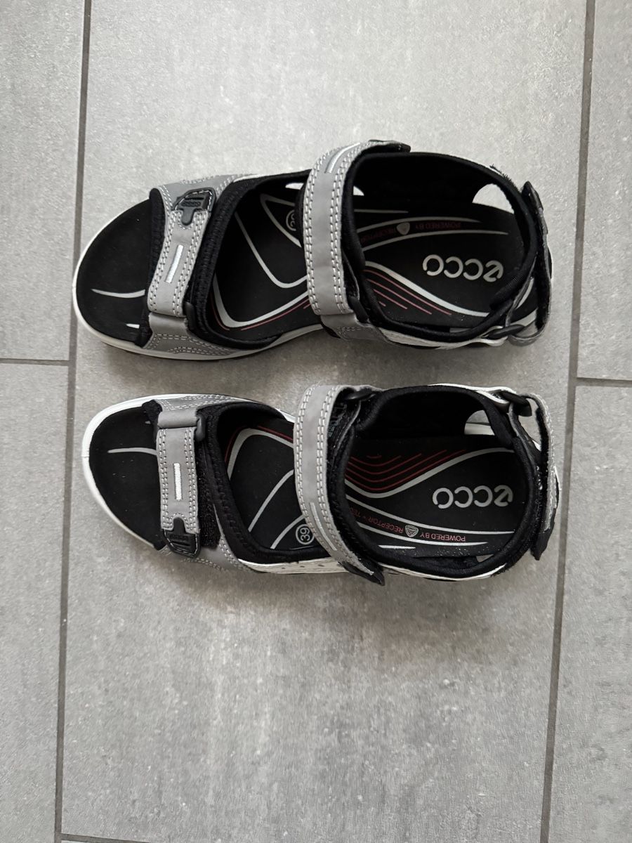 Ecco Scarpe da donna: Trekkingsandale Ecco, grau Damen, Grösse 39 – Nuovo (secondo la descrizione) da Kloten venduto da el.kloten 4
