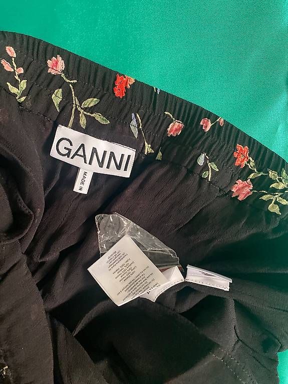 Pantaloni: GANNI, Sommerhose 36 – Usato da St. Gallen venduto da Konstanza 3