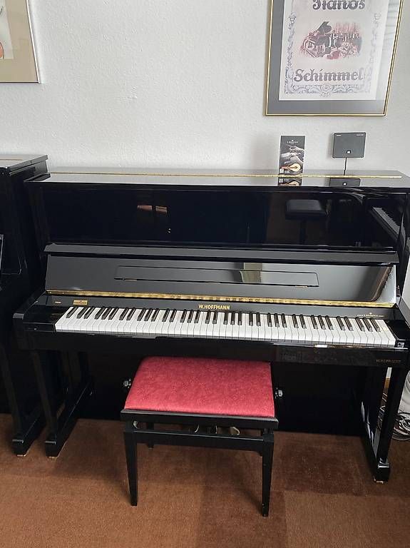 Musikinstrumente: W. Hoffmann V-120 – Neu (gemäss Beschreibung) aus Bern von Heutschipiano