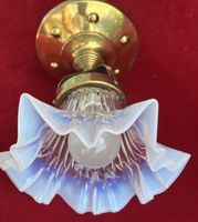 Antik Jugendstil Deckenlampe mit spezielle  Opalinglas