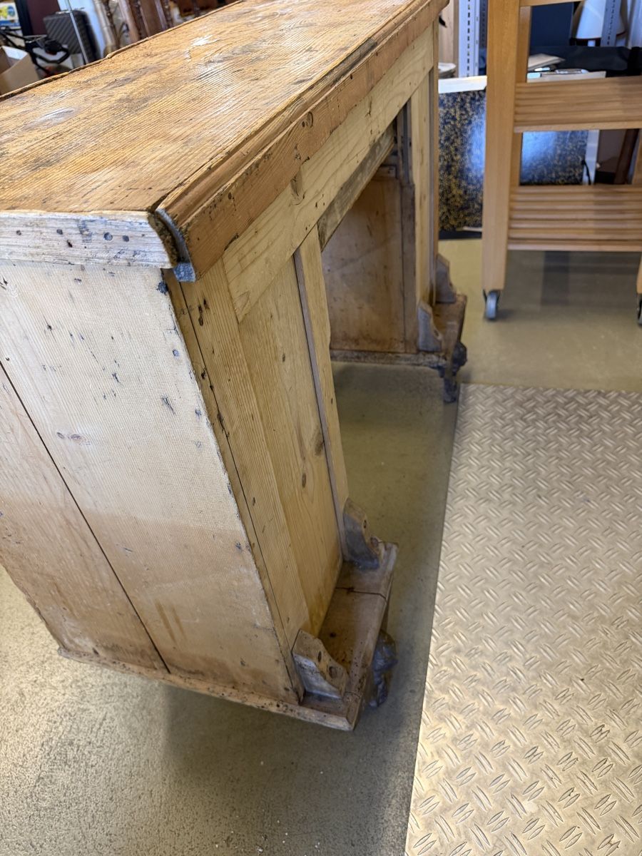 Schreibtische: Uhrmacher Tisch Antik mit schubladen – Gebraucht aus Strengelbach von RaenAntikDesign 6