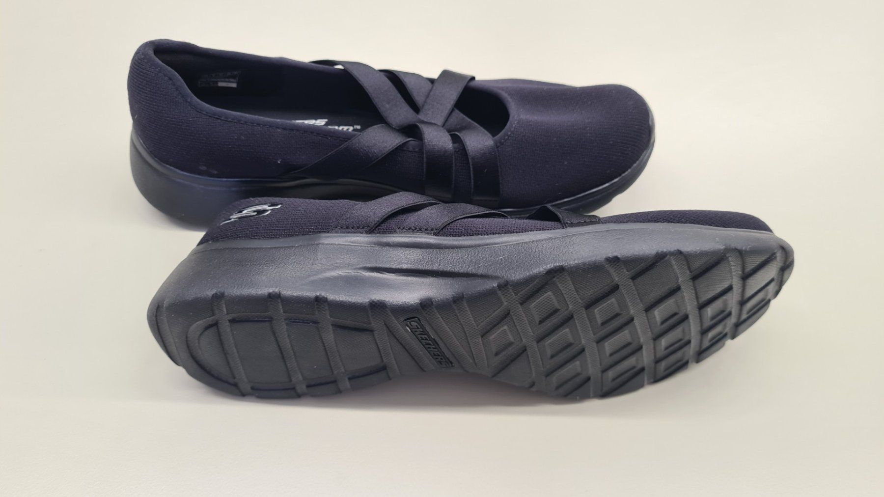 Skechers Scarpe da donna: Sketchers noires basses taille 41 – Nuovo (secondo la descrizione) da Châtonnaye venduto da Jaydee6 3