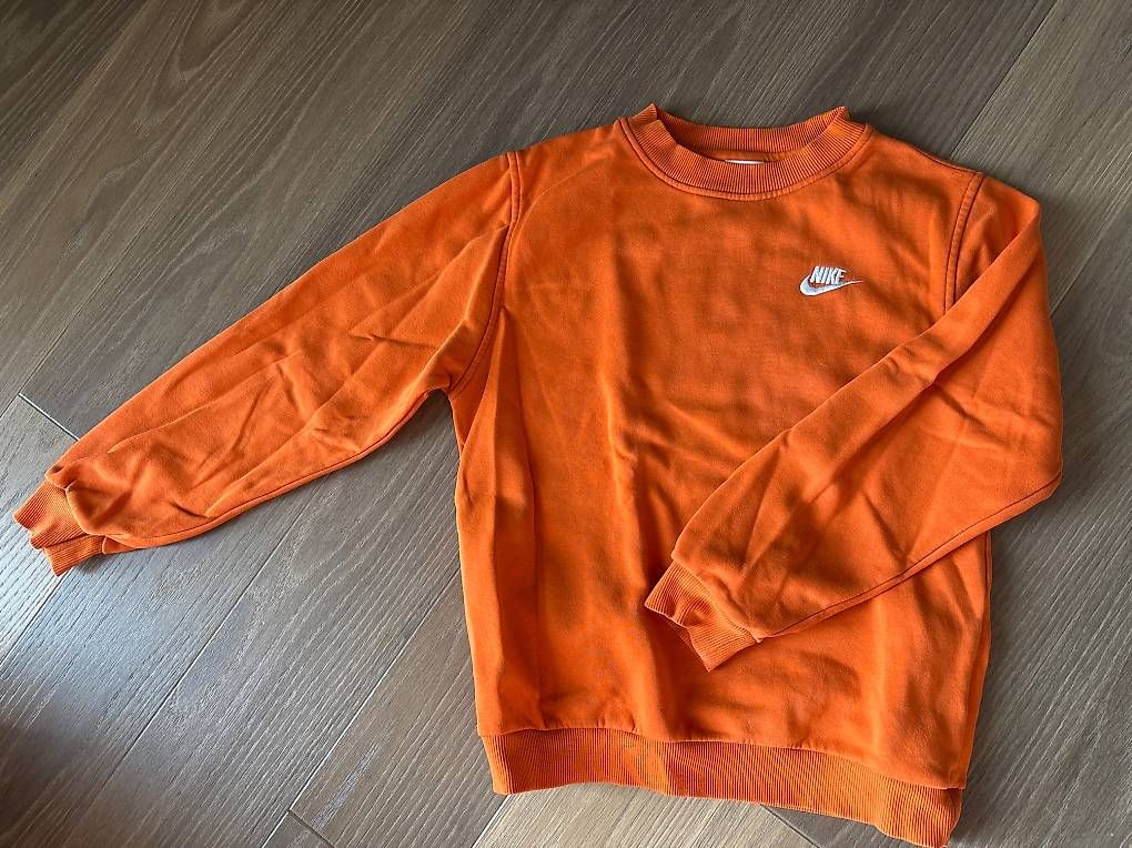 Pulls & Sweat-shirts: NIKE PULLOVER – D'occasion à Stettlen par Sim78one 1