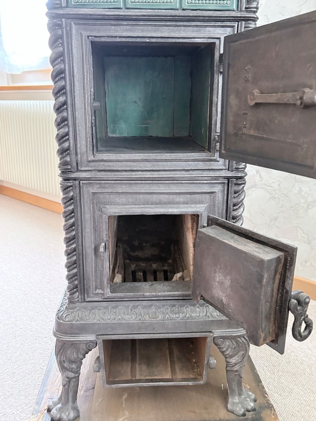 Altri mobili d'antiquariato: Gussofen Antik – Usato da Bonstetten venduto da Bunna 3