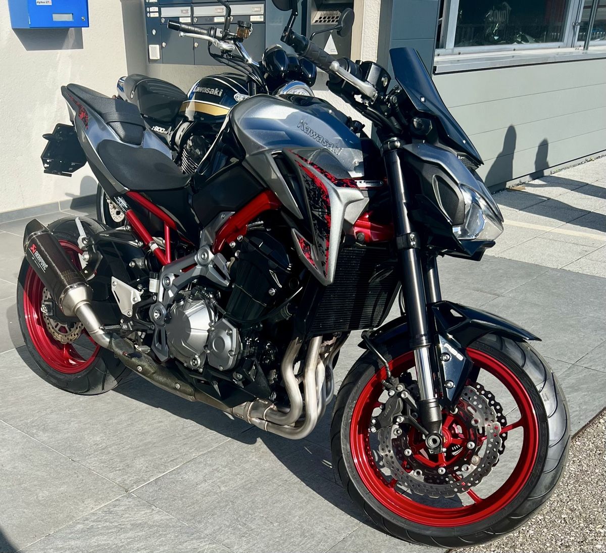 Kawasaki Sonstige: Kawasaki Z900 – Gebraucht aus Le Locle von Fiaz