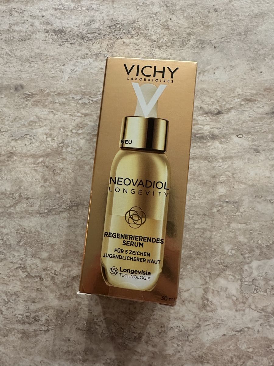 Vichy Cura del viso: Vichy sérum Neovadiol Longevity 30 ml  – Nuovo e nell'imballaggio originale da Lussery-Villars venduto da Bellavita95