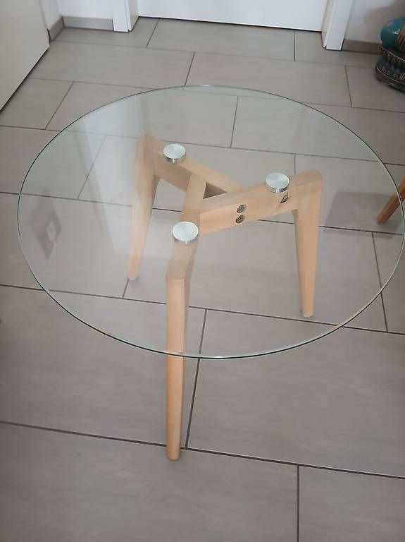 Tavoli: Table basse en verre ronde – Usato da La Tour-de-Peilz venduto da Eclectness39 1