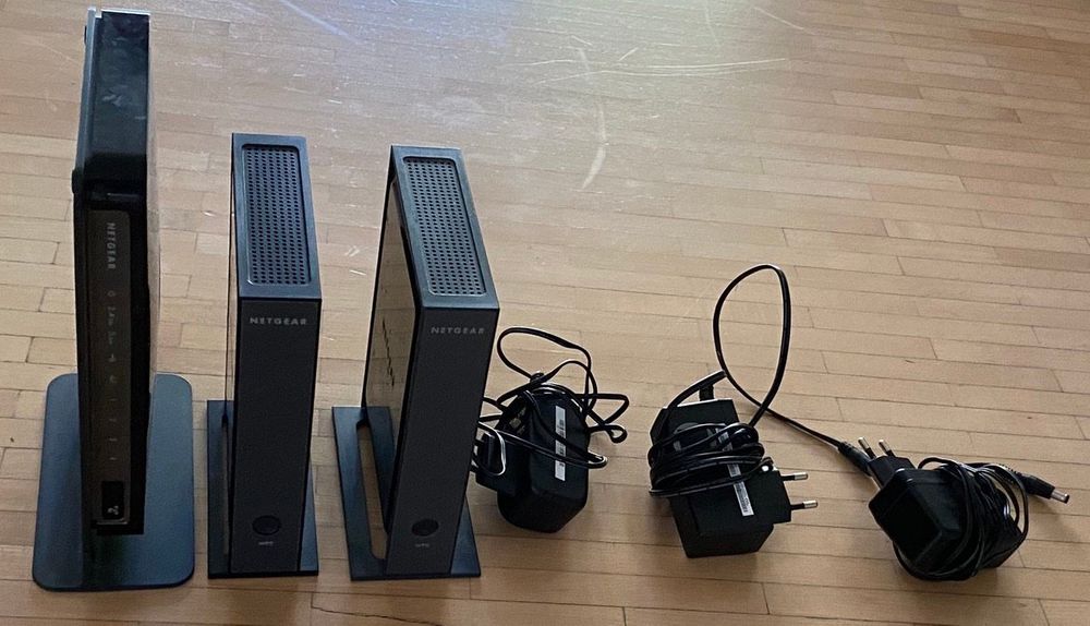 drei netgear router Kaufen auf Ricardo