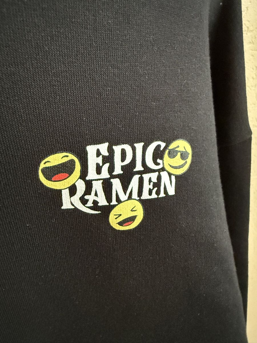 Pullover & Sweatshirts: Sweat à capuche noir impression Ramen, t.36/S  – Gebraucht aus Tavannes von Thriftshop 3