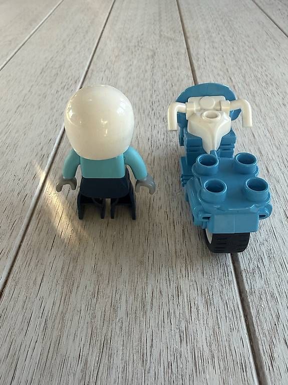 Lego Spielzeuge: LEGO DUPLO Polizeimotorrad – Neu (gemäss Beschreibung) aus Wilen b. Wollerau von chocolady 1