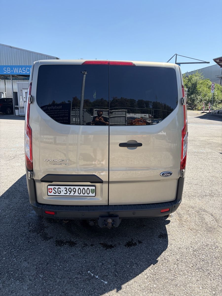 Ford Nutzfahrzeuge: Ford Transit Costum – Gebraucht aus Rapperswil SG von pat_t5h2 5