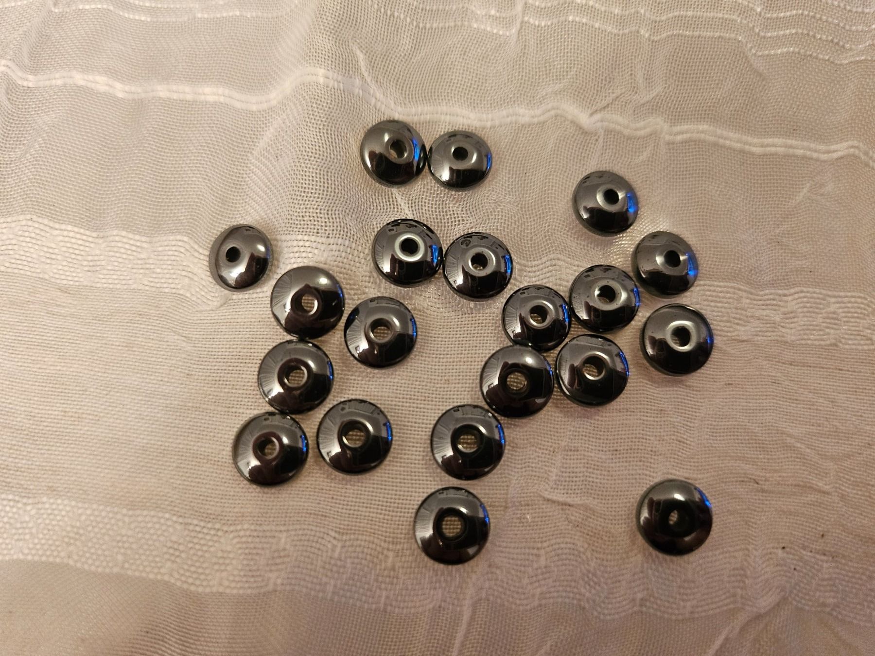 Perle (finte): 20 Stk Hämatit Perlen linsen 5mm – Nuovo (secondo la descrizione) da Dietikon venduto da Eleda