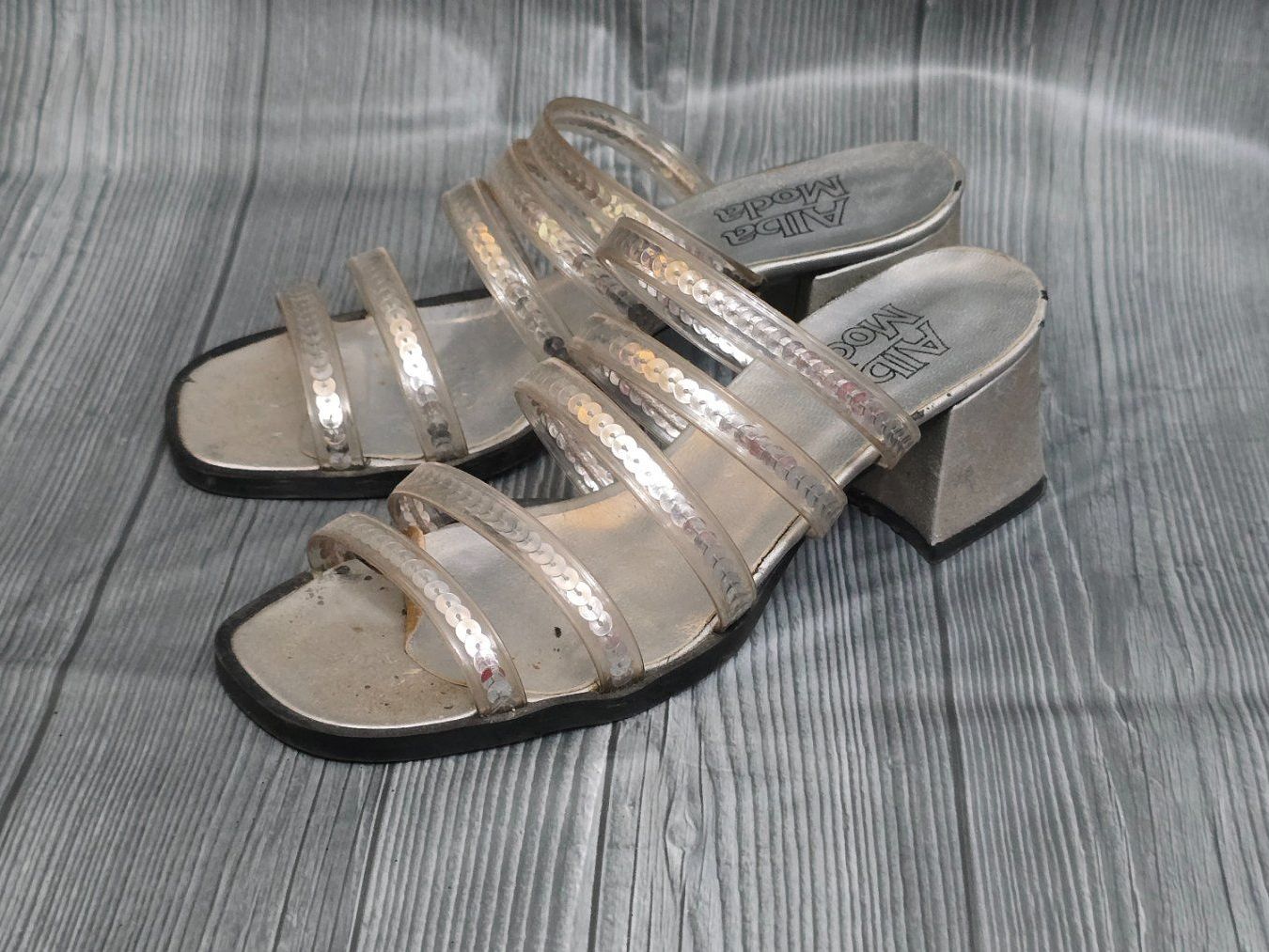 Alba Moda Scarpe da donna: 💞 Vintage Pantoletten ALBA MODA - 37 - silber – Usato da Thalwil venduto da VitaMini 1