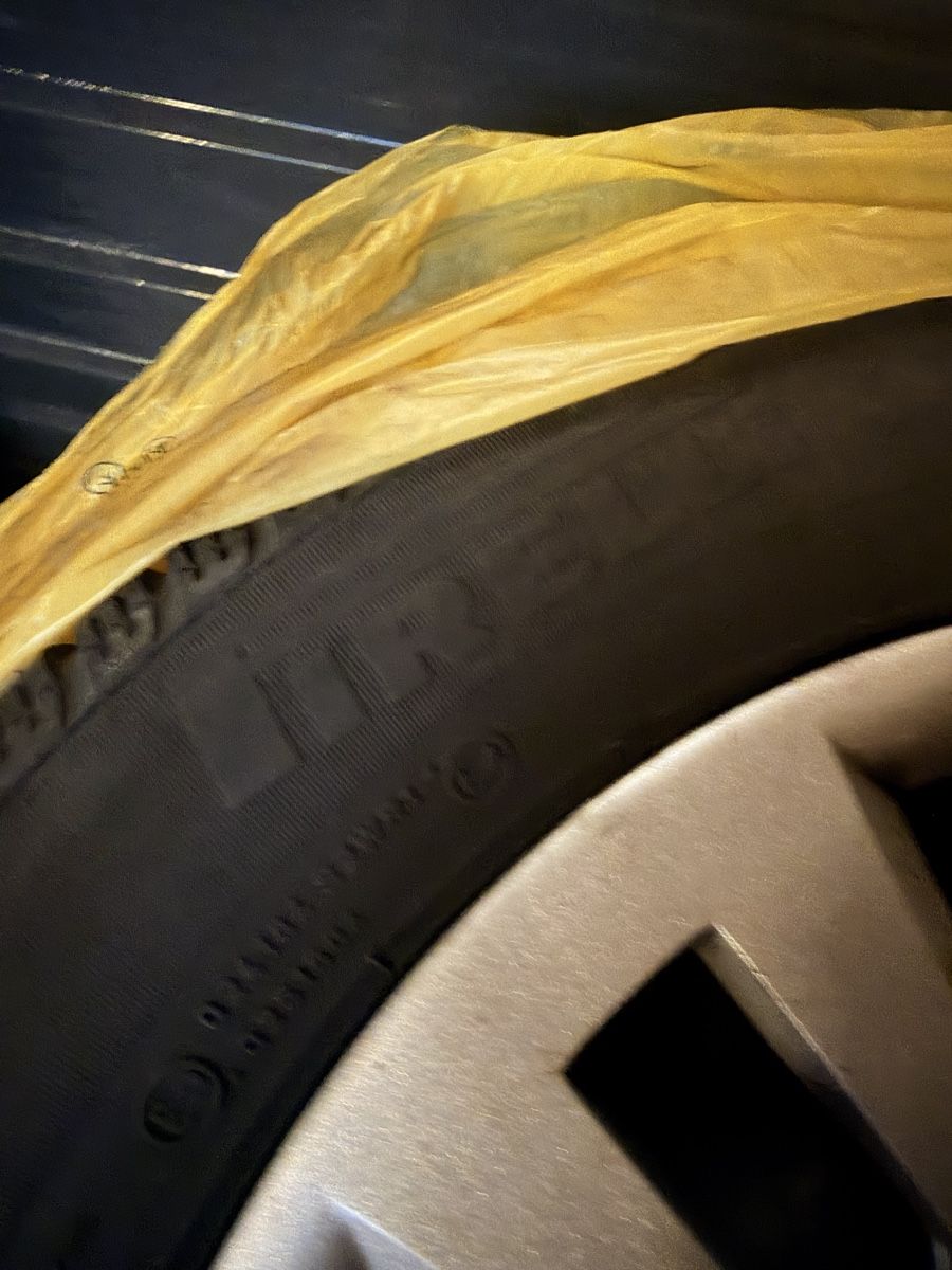 Pneumatici & Ruote complete: Citroen c3 Winterräder – Usato da AARBURG venduto da cheapstuff 4