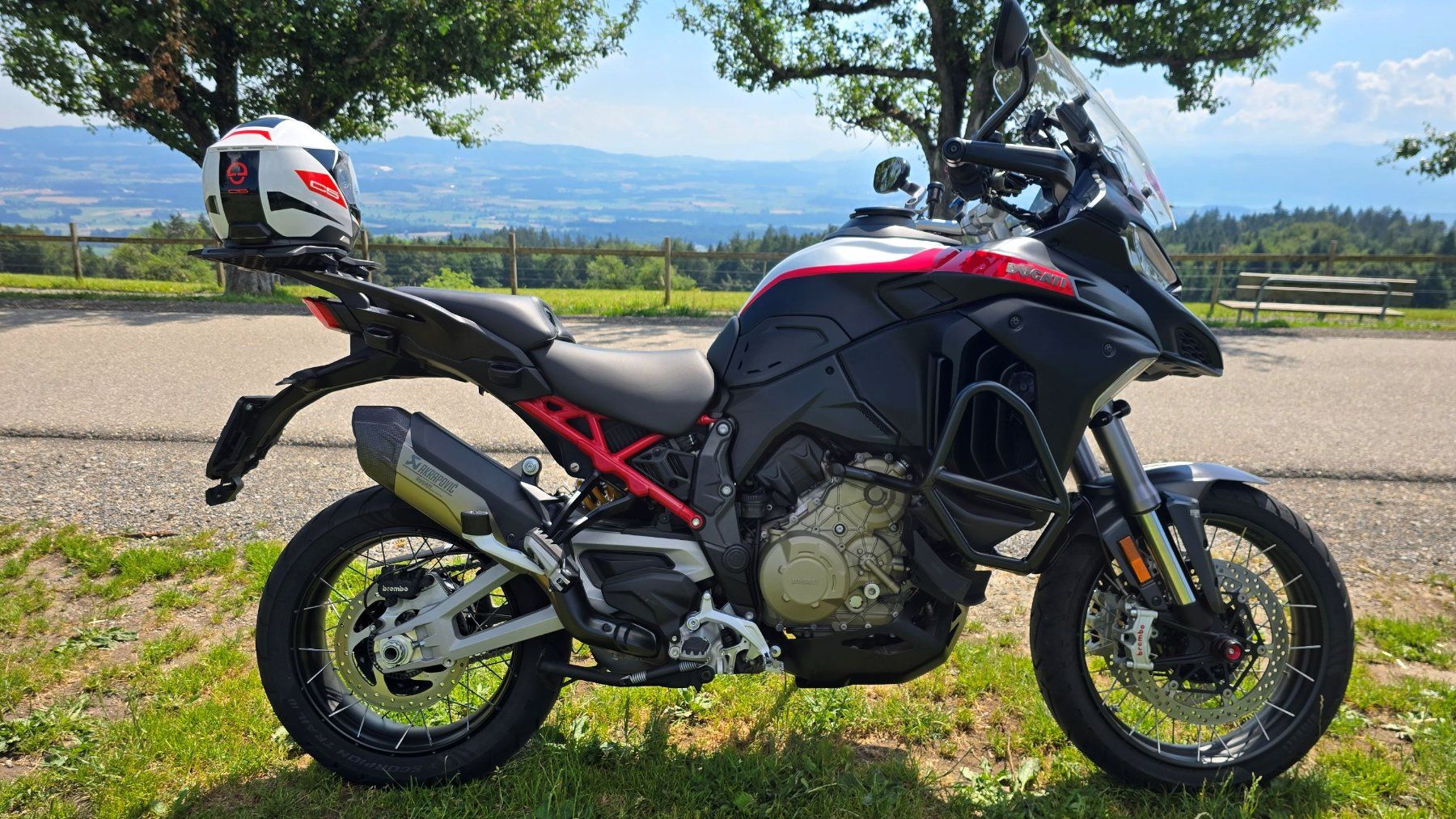 Ducati Enduro: 2023 Ducati Multistrada V4 Rally Full Adventure – Usato da Rotkreuz venduto da HansjoergM01