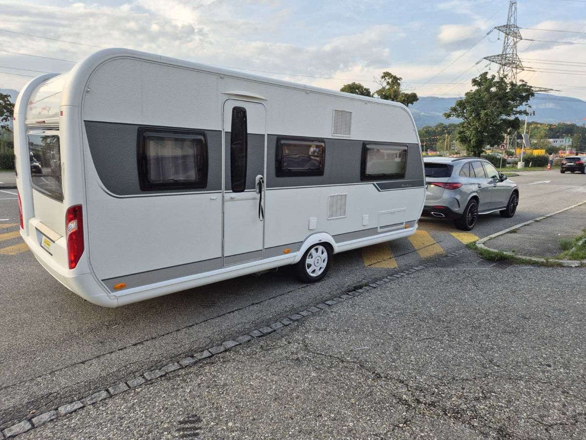 Hobby Veicoli da campeggio: Wohnwagen Hobby Prestige 495 UL – Usato da Baden venduto da sin_kp9h 3