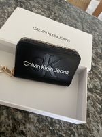 Schickes Calvin Klein Portemonnaie. Neu!!!