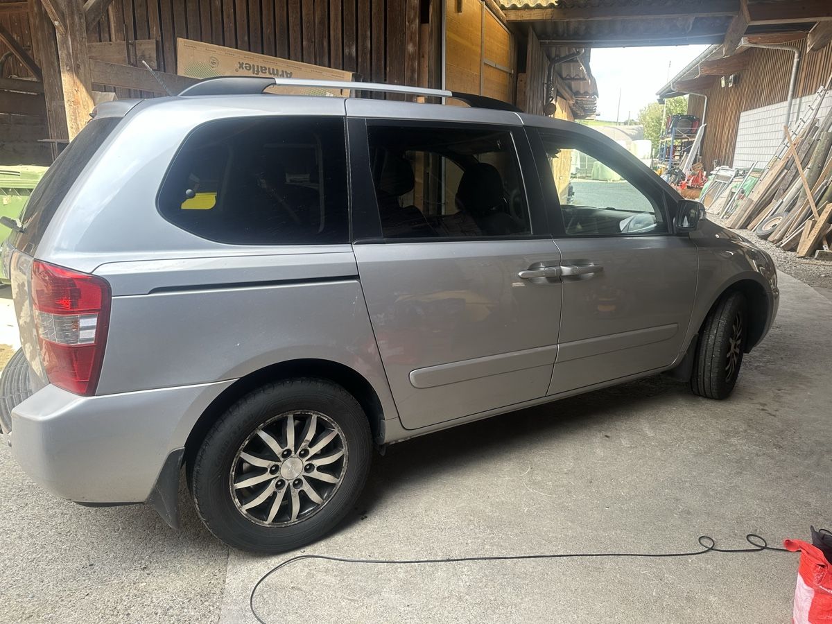 Kia Automobili: Zu verkaufen Kia Carnival – Usato da Rubigen venduto da Mrd83 5