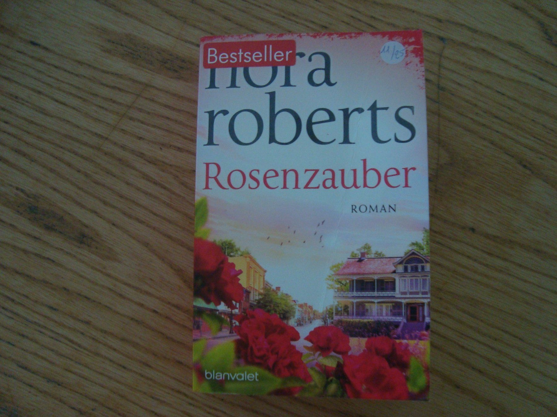 Libri: Nora Roberts (3 Bücher) – Usato da Aesch LU venduto da wysshan 5