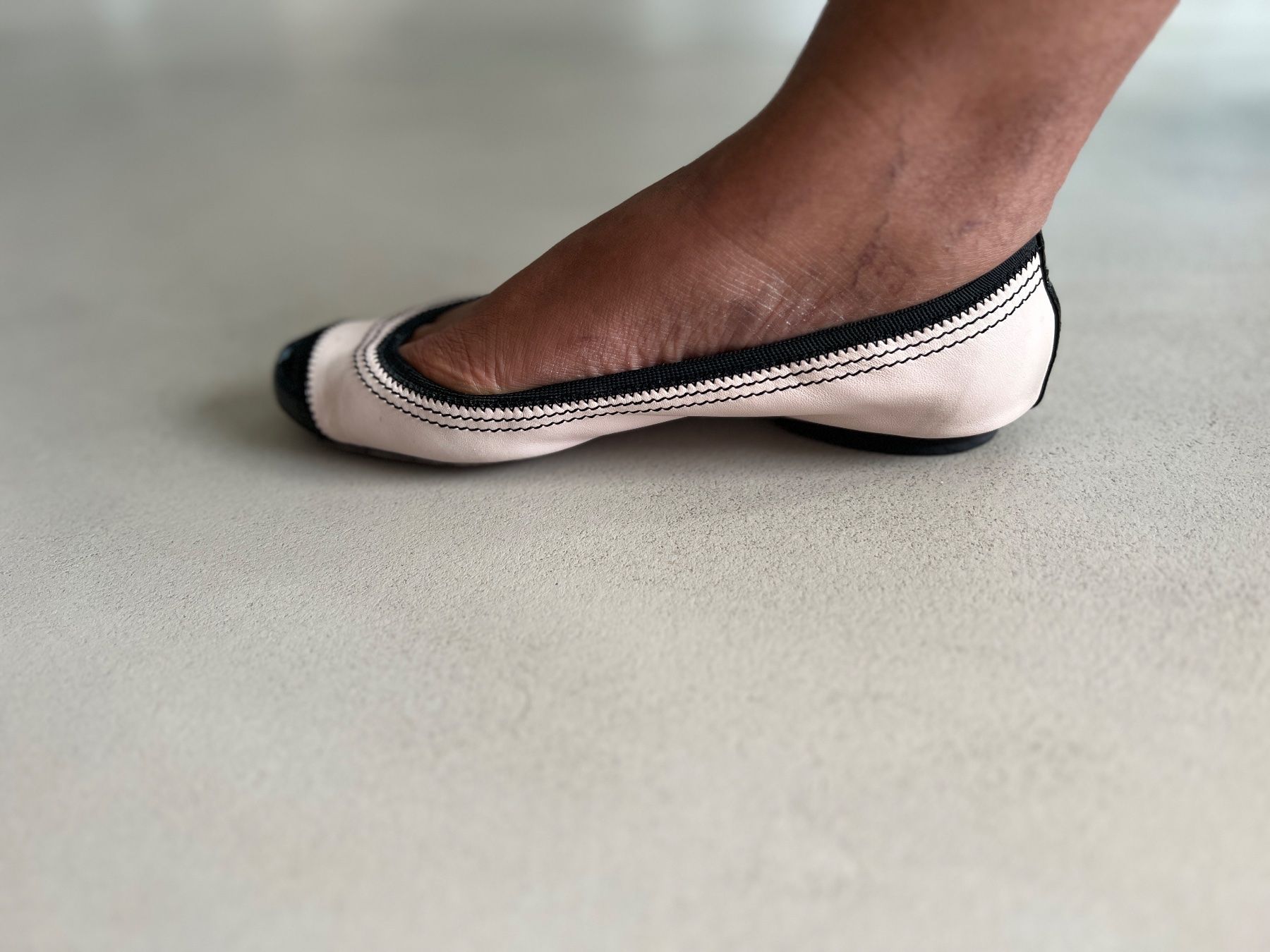 Chanel Scarpe da donna: Die schönsten CHANEL Ballerinas – Nuovo (secondo la descrizione) da Schaan venduto da Poltera 1