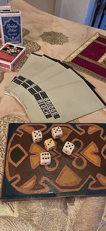 Giochi: Grosses Spielkarten Set, antik, selten – Usato da Kaufdorf venduto da Nati-Nati 8