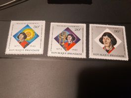 Timbres Rwanda, Nicolas Copernic, lot de 3 timbres.