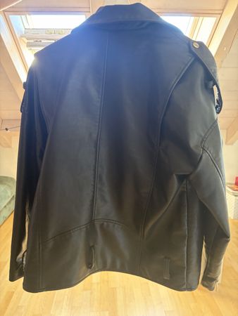 Zara Lederimitat Jacke schwarz Grösse S guter Zustand