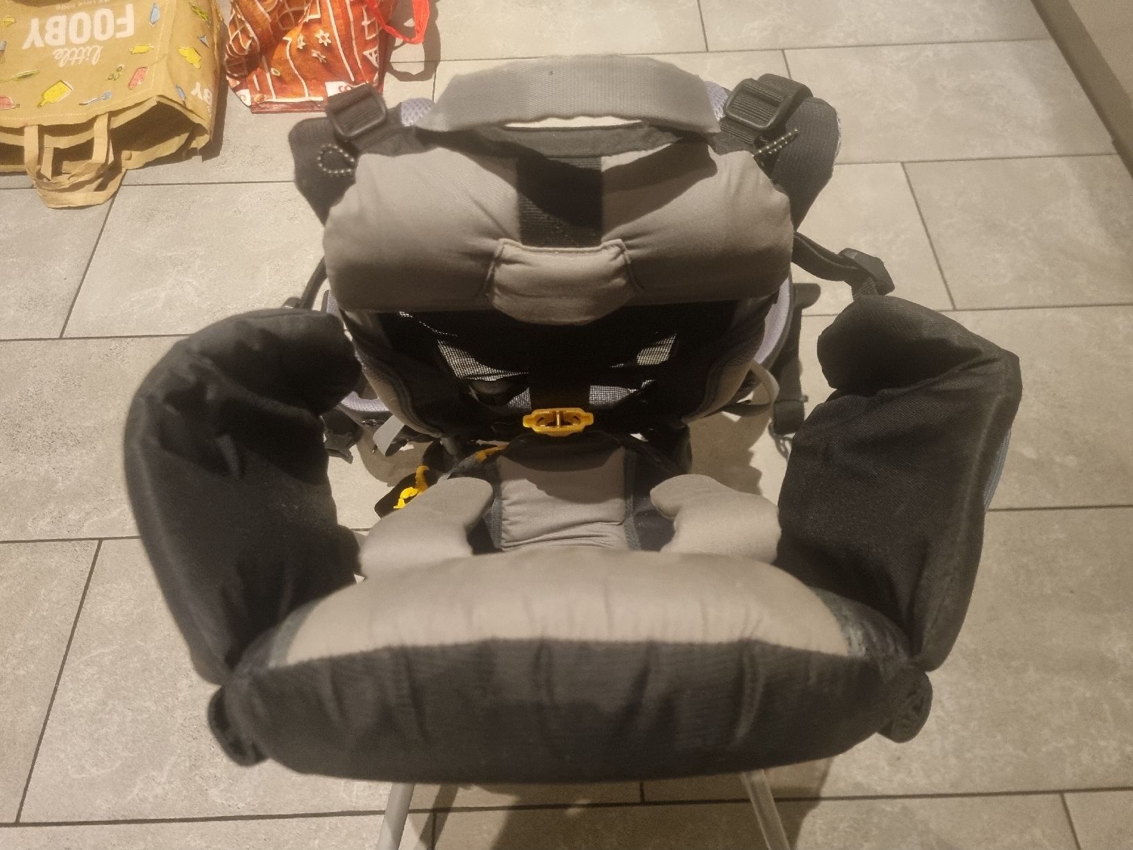 Deuter Marsupi portabebè: Deuter Kid Comfort Wanderrucksack – Usato da Riehen venduto da jennifer_ma 1