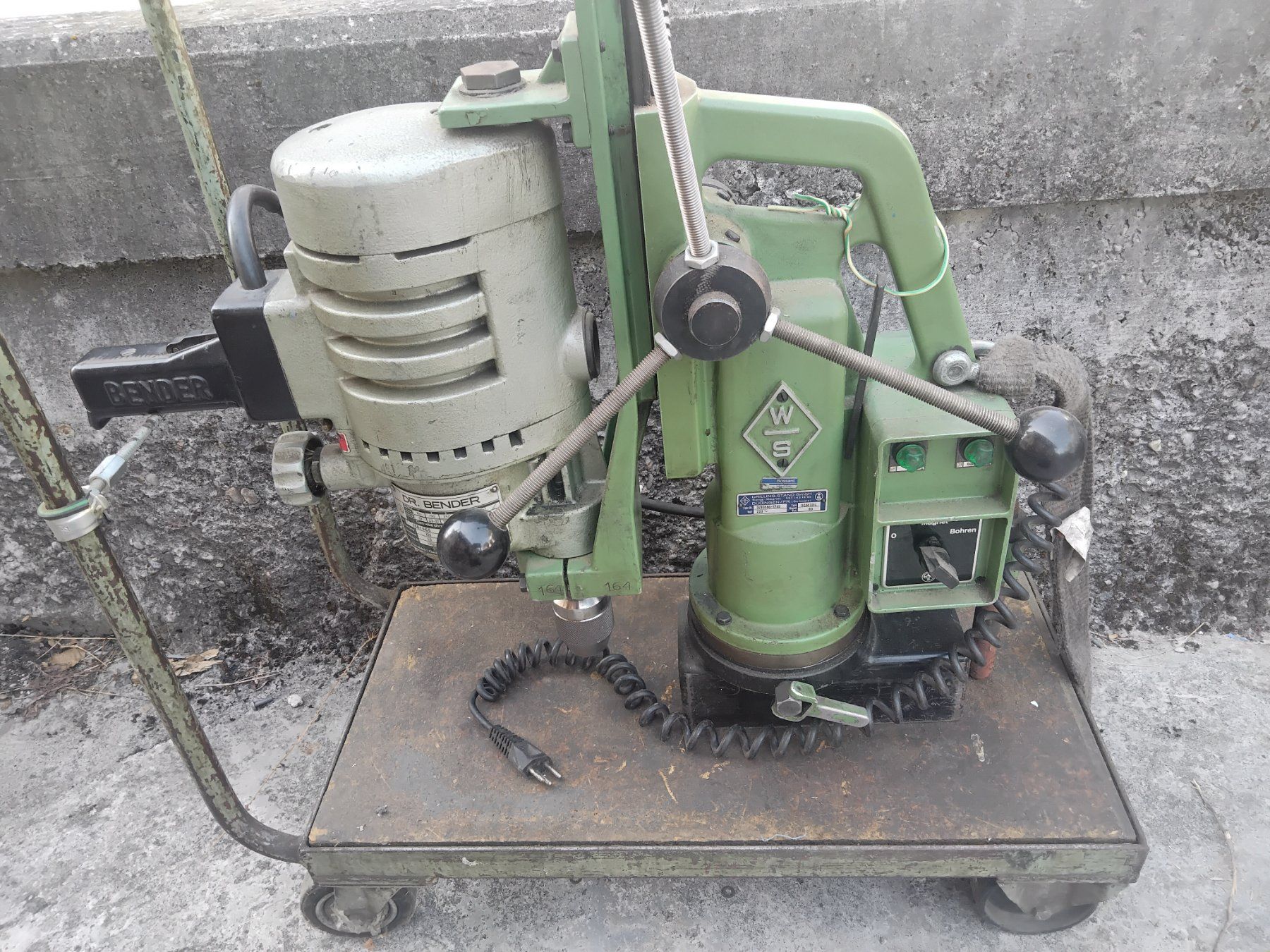 Trapani: Magnetbohrmaschine Dr. Bender MK3 – Usato da Nuglar venduto da lampa-radio 7