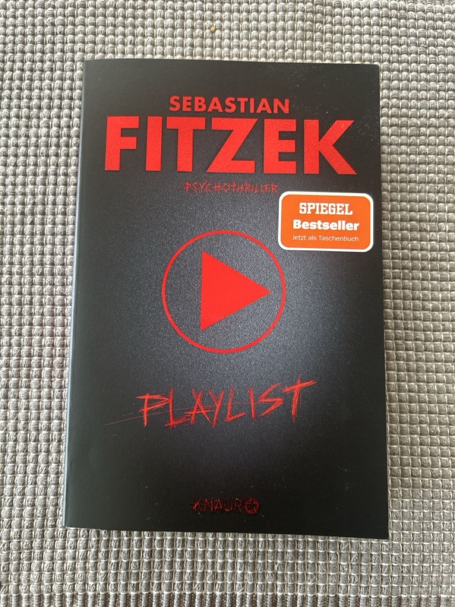 Libri: Buch Playlist von Sebastian Fitzek – Nuovo (secondo la descrizione) da Langenthal venduto da Juni13