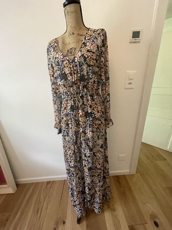 Sommerkleid leicht transparent mit Blümchenmuster Gr. L
